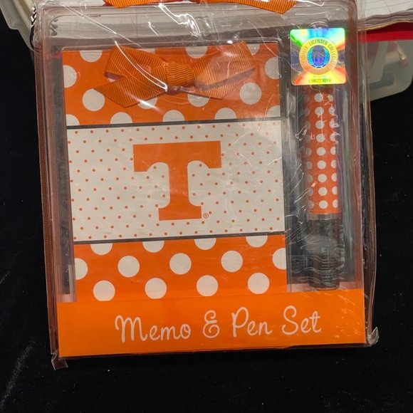 Mainstreet Collection Other - UT-KNOXVILLE Memo & Pen set, officially licensed VOLS - Mainstreet Collection